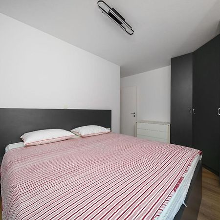 דירות Olive Balcony Vodice-סרימה מראה חיצוני תמונה